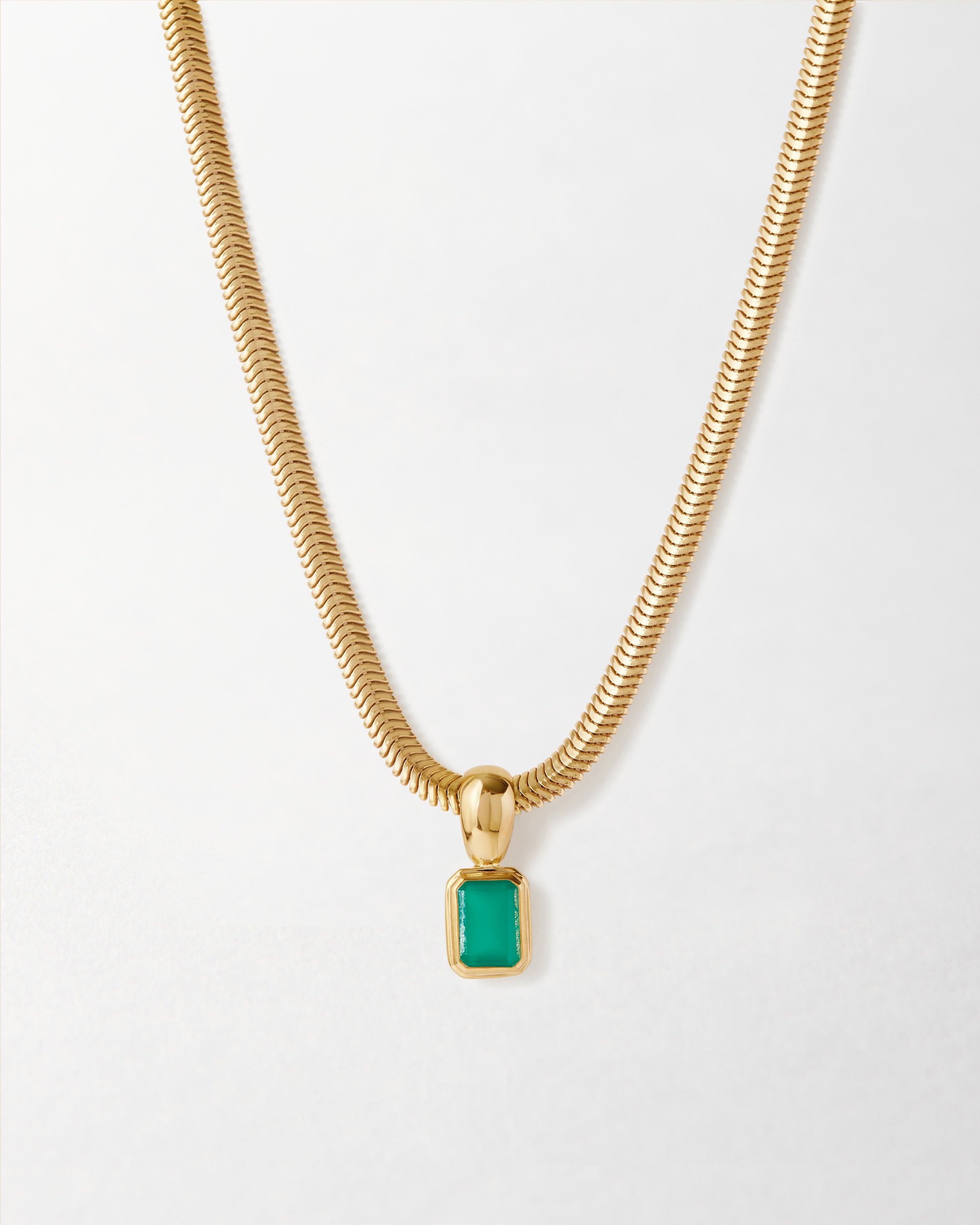 Colar Pebble Ônix Verde - Ouro 18K | SILLENE