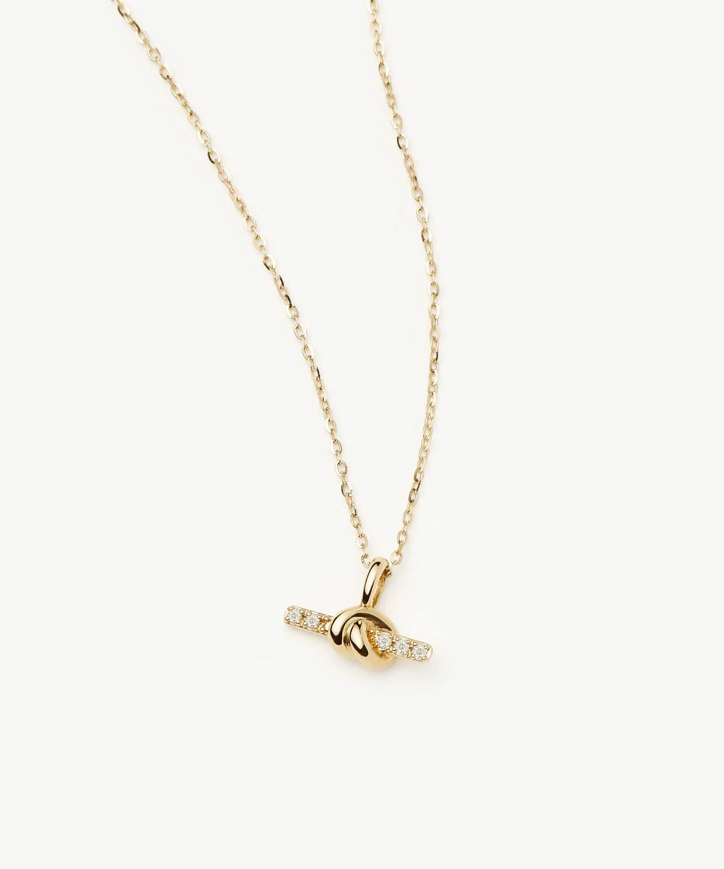 Colar Pingente Barra Cravejada - Ouro 18K | SILLENE