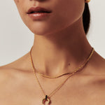 Colar Pingente Chifre Onix - Ouro 18K | SILLENE - detalhe
