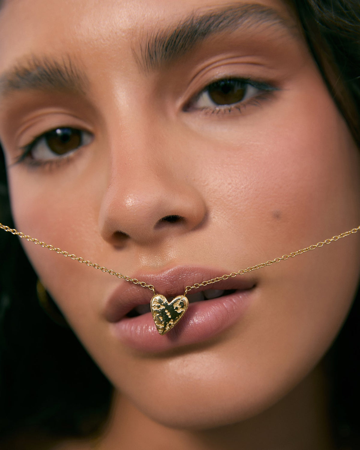 Colar Pingente Coração Honey - Ouro 18K | SILLENE