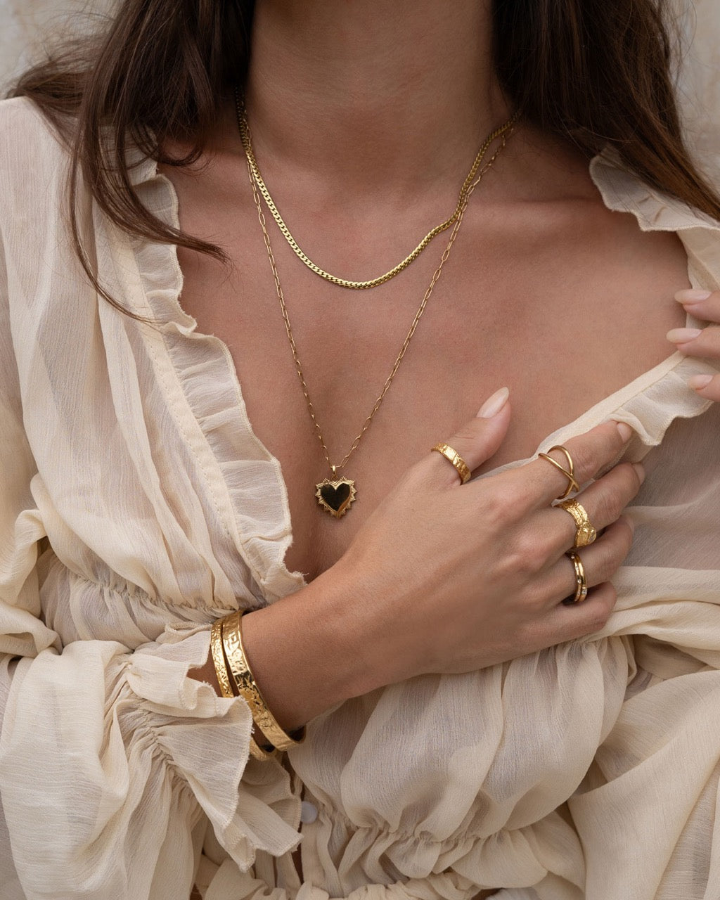 Colar Pingente Coração Rainha - Ouro 18K | SILLENE