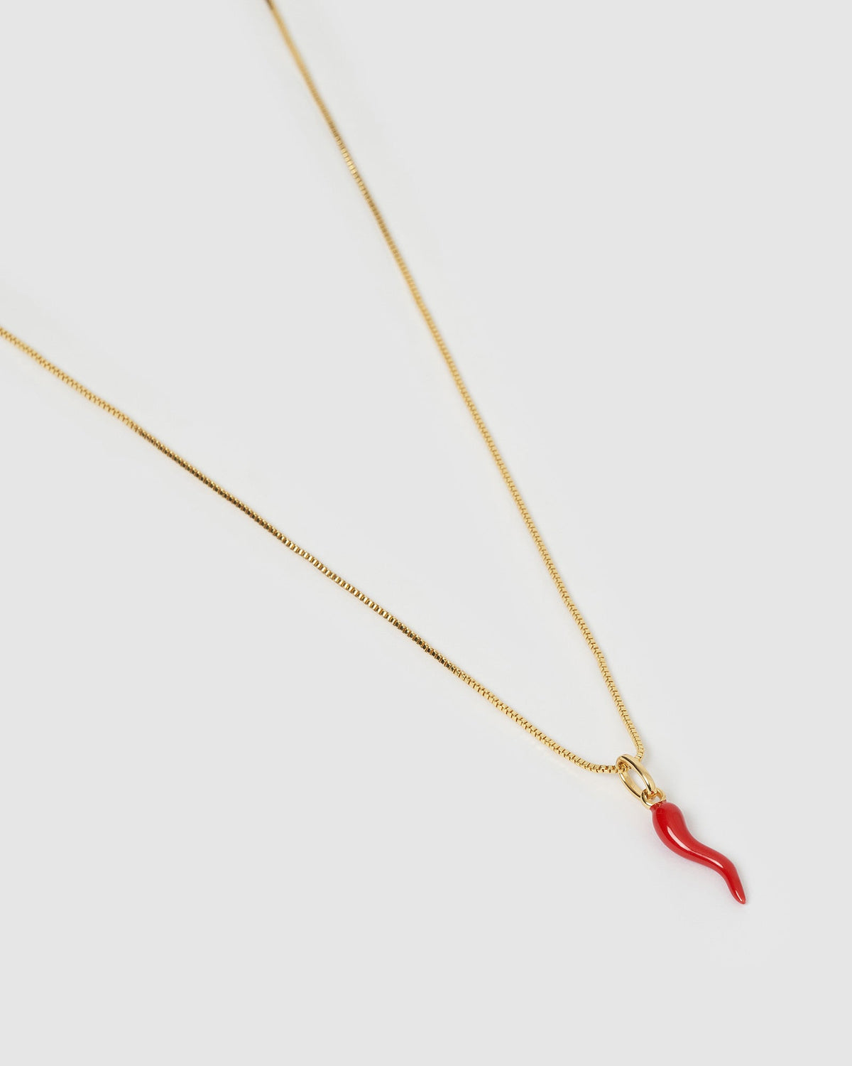 Colar Pingente Cornicello Vermelho - Ouro 18K | SILLENE