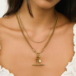 Colar Pingente Fivela Lottie - Ouro 18K | SILLENE