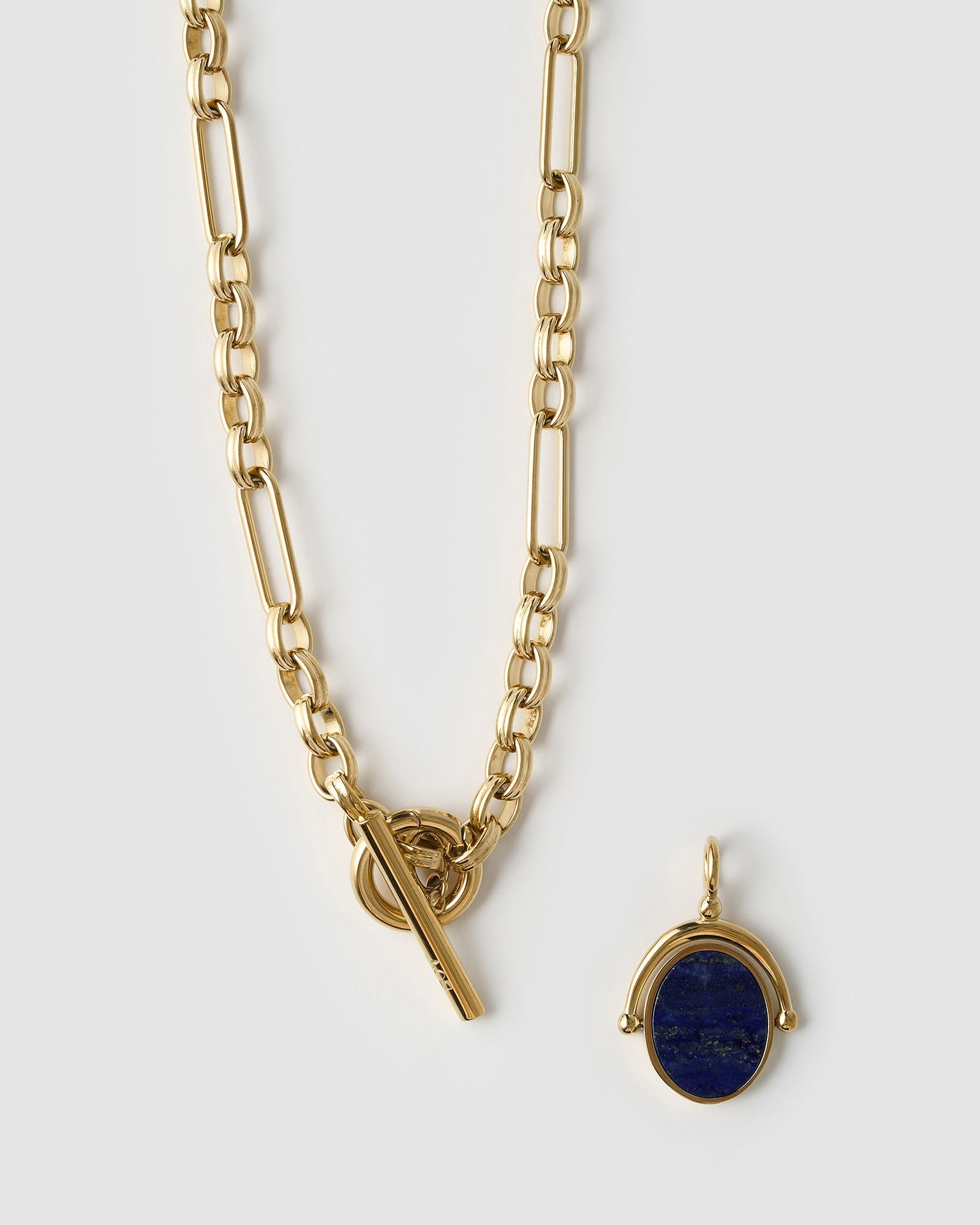 Colar Pingente Giratório Delilah - Lápis-Lazúli - Ouro 18K | SILLENE - detalhe