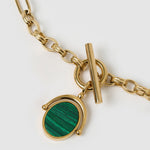 Colar Pingente Giratório Delilah - Malaquita - Ouro 18K | SILLENE - detalhe