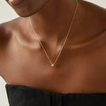 Colar Pingente Hexagonal Cristal - Ouro 18K | SILLENE - detalhe