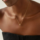 Colar Pingente Hexagonal Cristal - Ouro 18K | SILLENE - detalhe