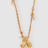 Colar Pingente Letra Bolha Rosa - Ouro 18K | SILLENE - A