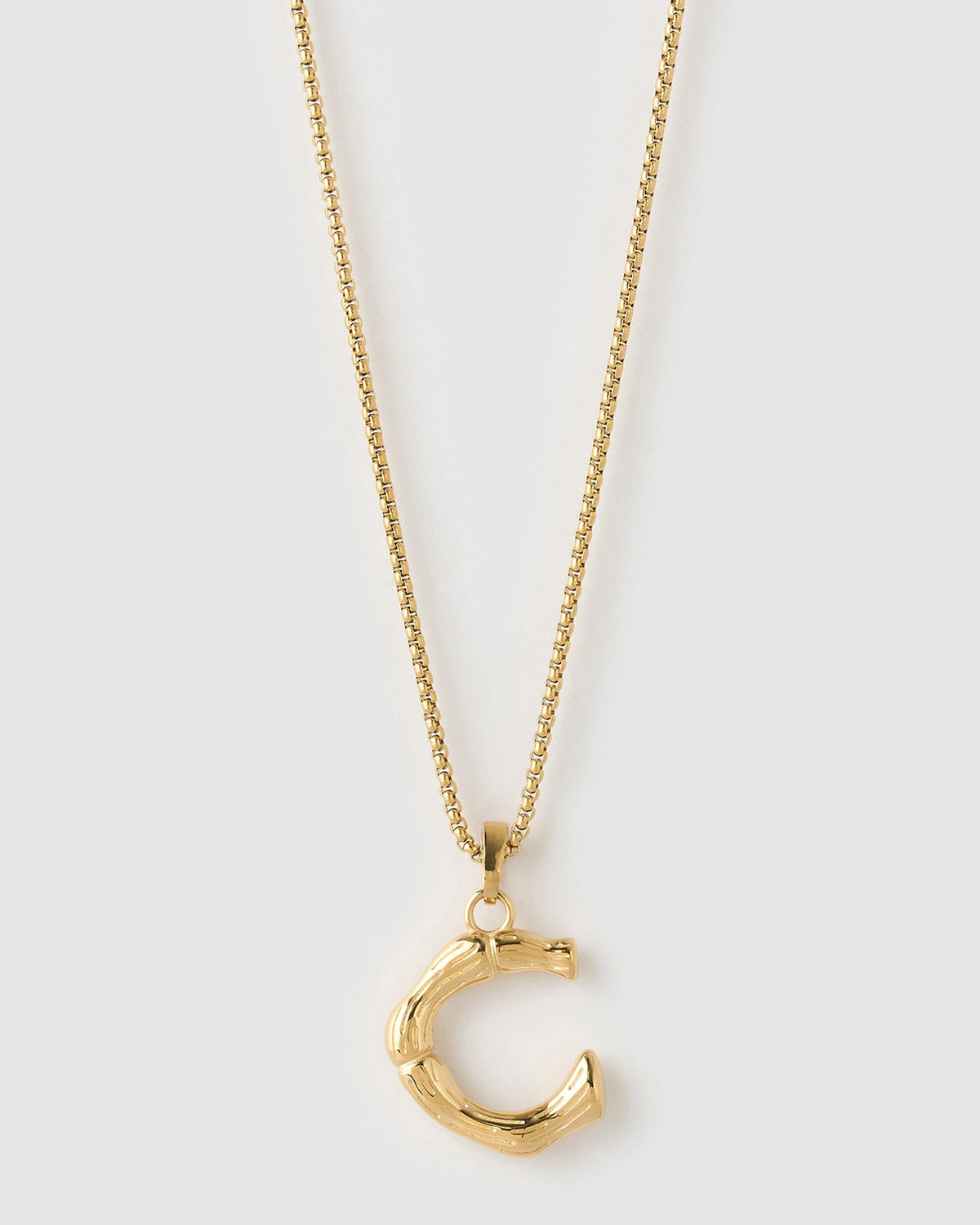 Colar Pingente Letra Luxe Grande - Ouro 18K | SILLENE - C