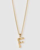 Colar Pingente Letra Luxe Grande - Ouro 18K | SILLENE - F