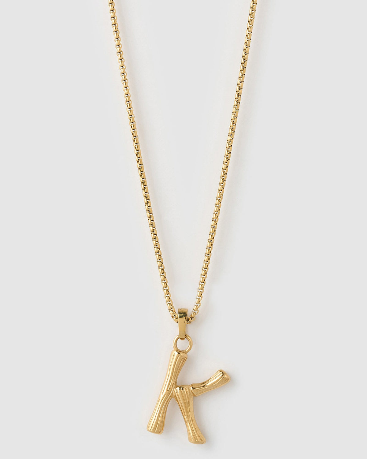 Colar Pingente Letra Luxe Grande - Ouro 18K | SILLENE - K