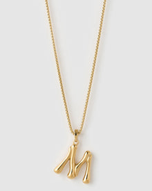 Colar Pingente Letra Luxe Grande - Ouro 18K | SILLENE - M