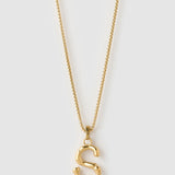 Colar Pingente Letra Luxe Grande - Ouro 18K | SILLENE - S