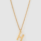 Colar Pingente Letra Luxe Pequeno - Ouro 18K | SILLENE - H