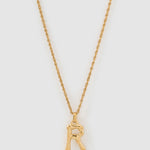 Colar Pingente Letra Luxe Pequeno - Ouro 18K | SILLENE - R