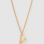 Colar Pingente Letra Luxe Pequeno - Ouro 18K | SILLENE - V