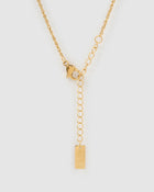 Colar Pingente Letra Luxe Pequeno - Ouro 18K | SILLENE