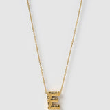 Colar Pingente Letra Marcante - Ouro 18K | SILLENE - E
