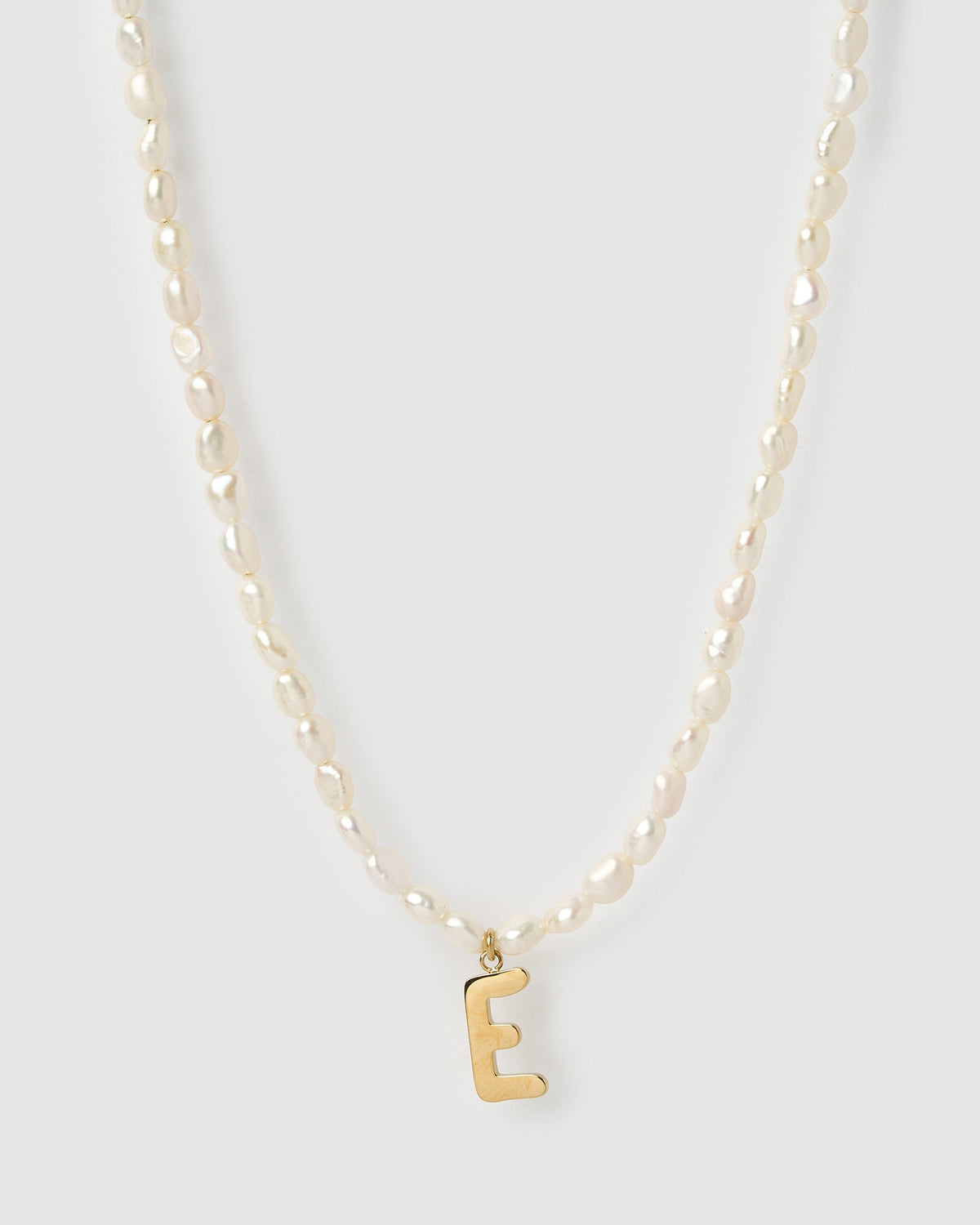 Colar Pingente Letra Pérola - Ouro 18K | SILLENE - E
