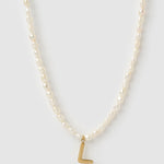 Colar Pingente Letra Pérola - Ouro 18K | SILLENE - L