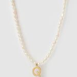 Colar Pingente Letra Pérola - Ouro 18K | SILLENE - Q