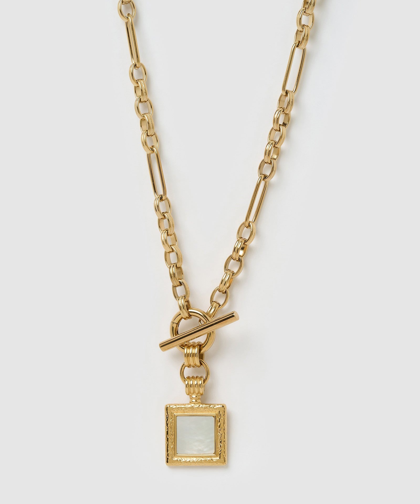 Colar Pingente Madrepérola Madeline - Ouro 18K | SILLENE