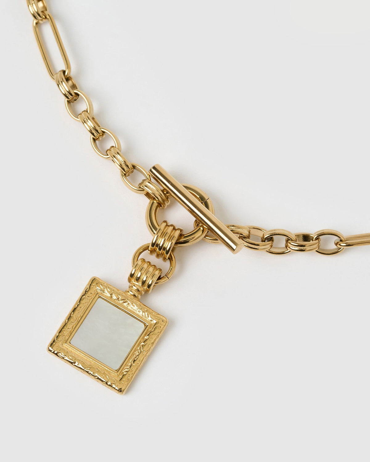 Colar Pingente Madrepérola Madeline - Ouro 18K | SILLENE