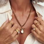 Colar Pingente Madrepérola Rafaella - Ouro 18K | SILLENE