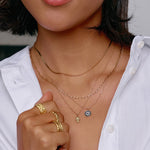Colar Pingente Mão de Fátima Chamsa - Ouro 18K | SILLENE
