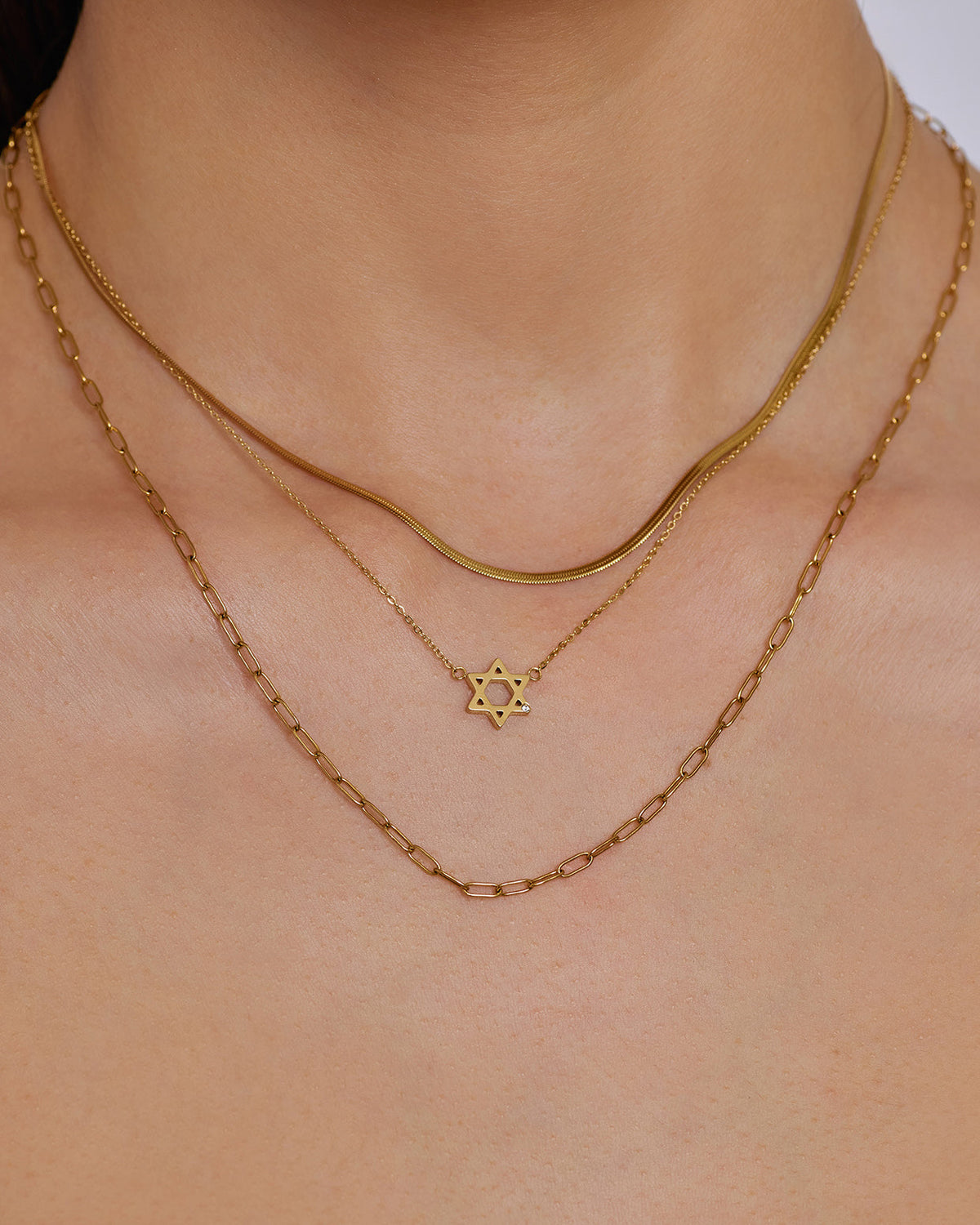 Colar Pingente Mini Estrela de Davi - Ouro 18K | SILLENE