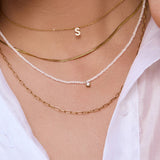 Colar Pingente Mini Inicial Cristal - Ouro 18K | SILLENE