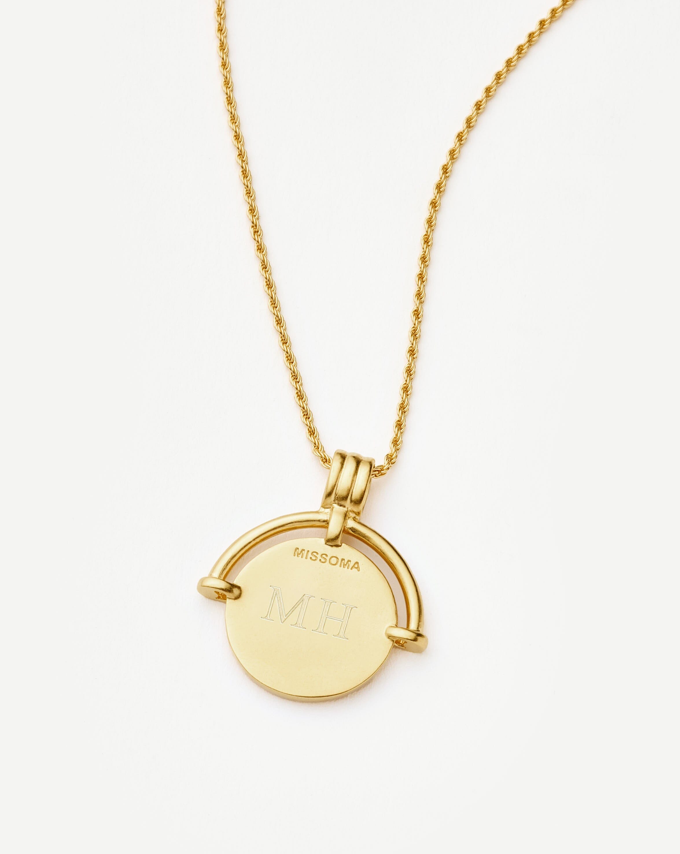 Colar Pingente Moeda Romana - Ouro 18K | SILLENE