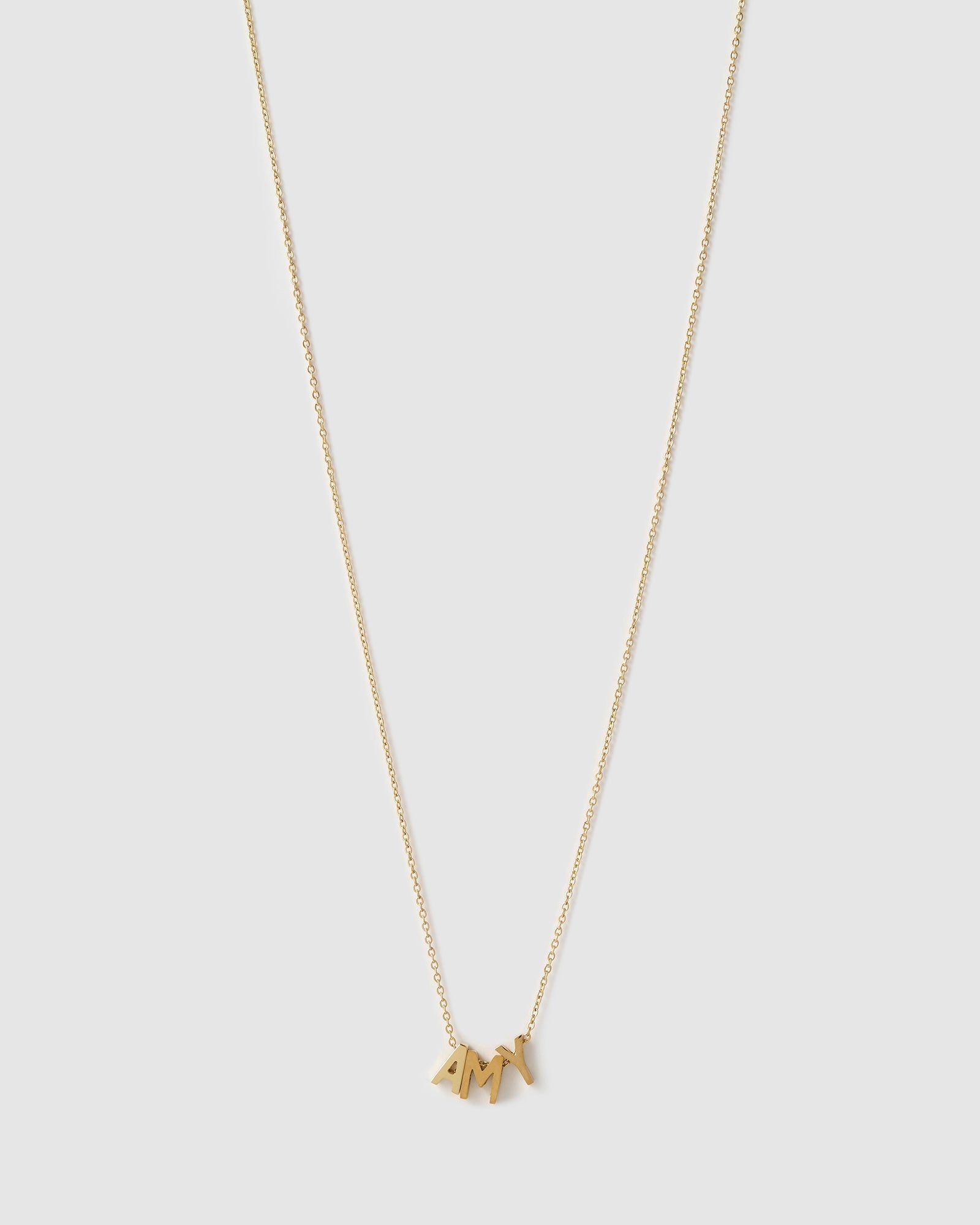 Colar Pingente Nome Personalizado - Ouro 18K | SILLENE - uso
