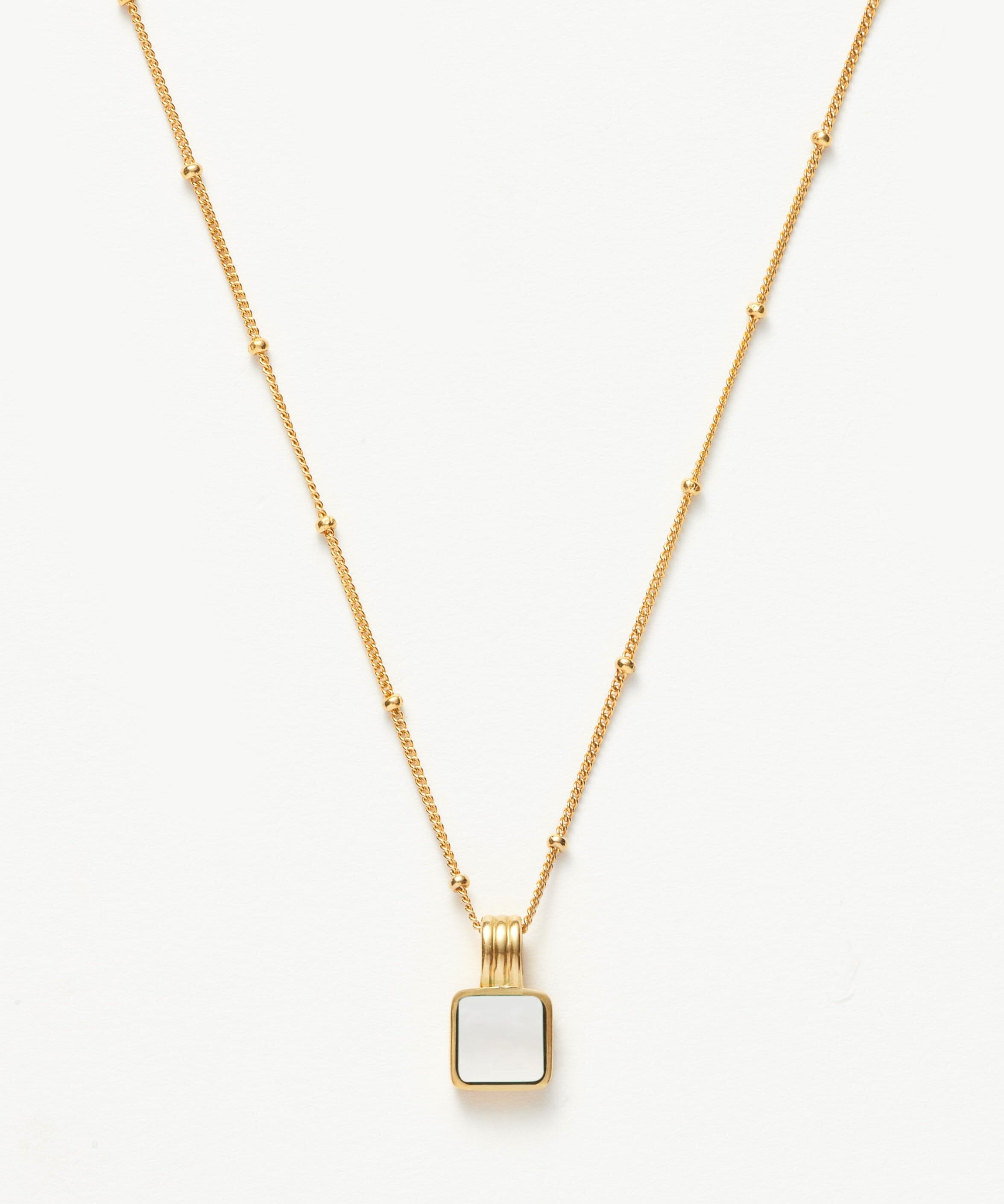 Colar Pingente Quadrado Madrepérola - Ouro 18K | SILLENE