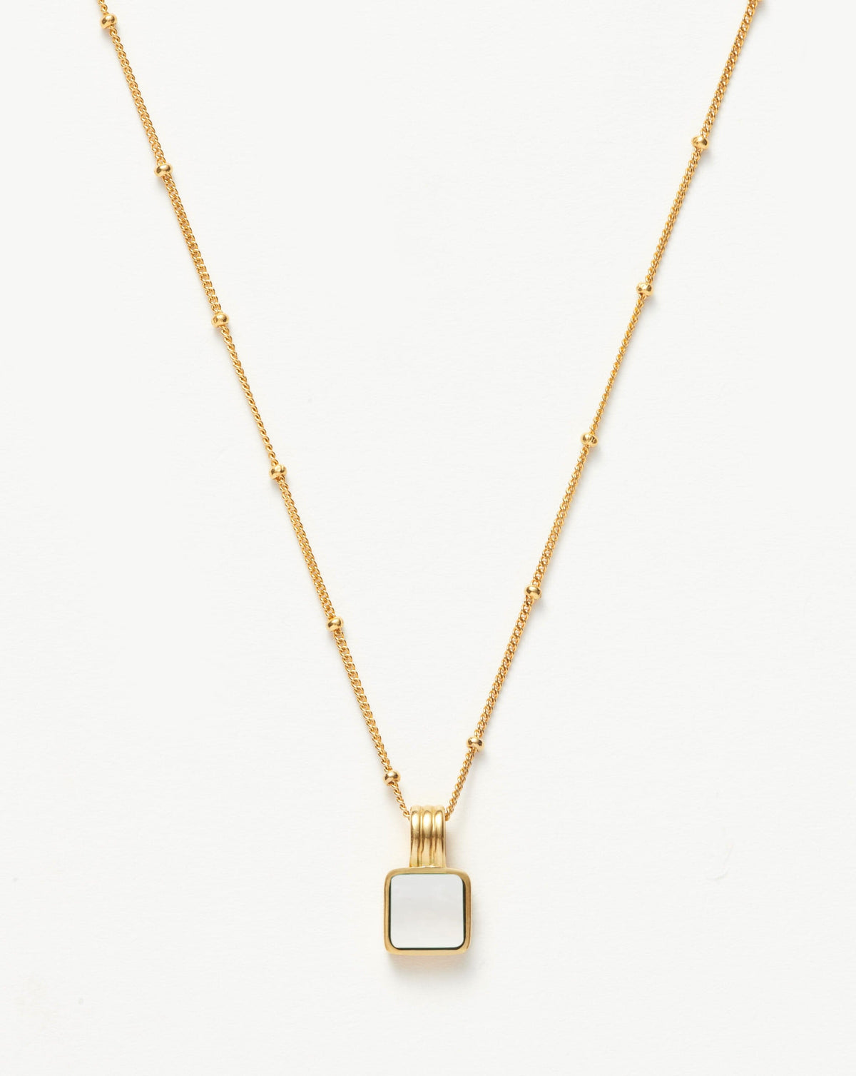 Colar Pingente Quadrado Madrepérola - Ouro 18K | SILLENE