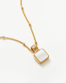 Colar Pingente Quadrado Madrepérola - Ouro 18K | SILLENE