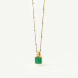 Colar Pingente Quadrado Malaquita - Ouro 18K | SILLENE - detalhe