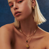 Colar Pingente Quadrado Onix - Ouro 18K | SILLENE
