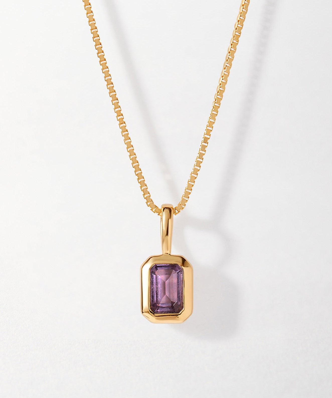 Colar Retângulo Pedra do Mês - Fevereiro (Ametista) - Ouro 18K | SILLENE