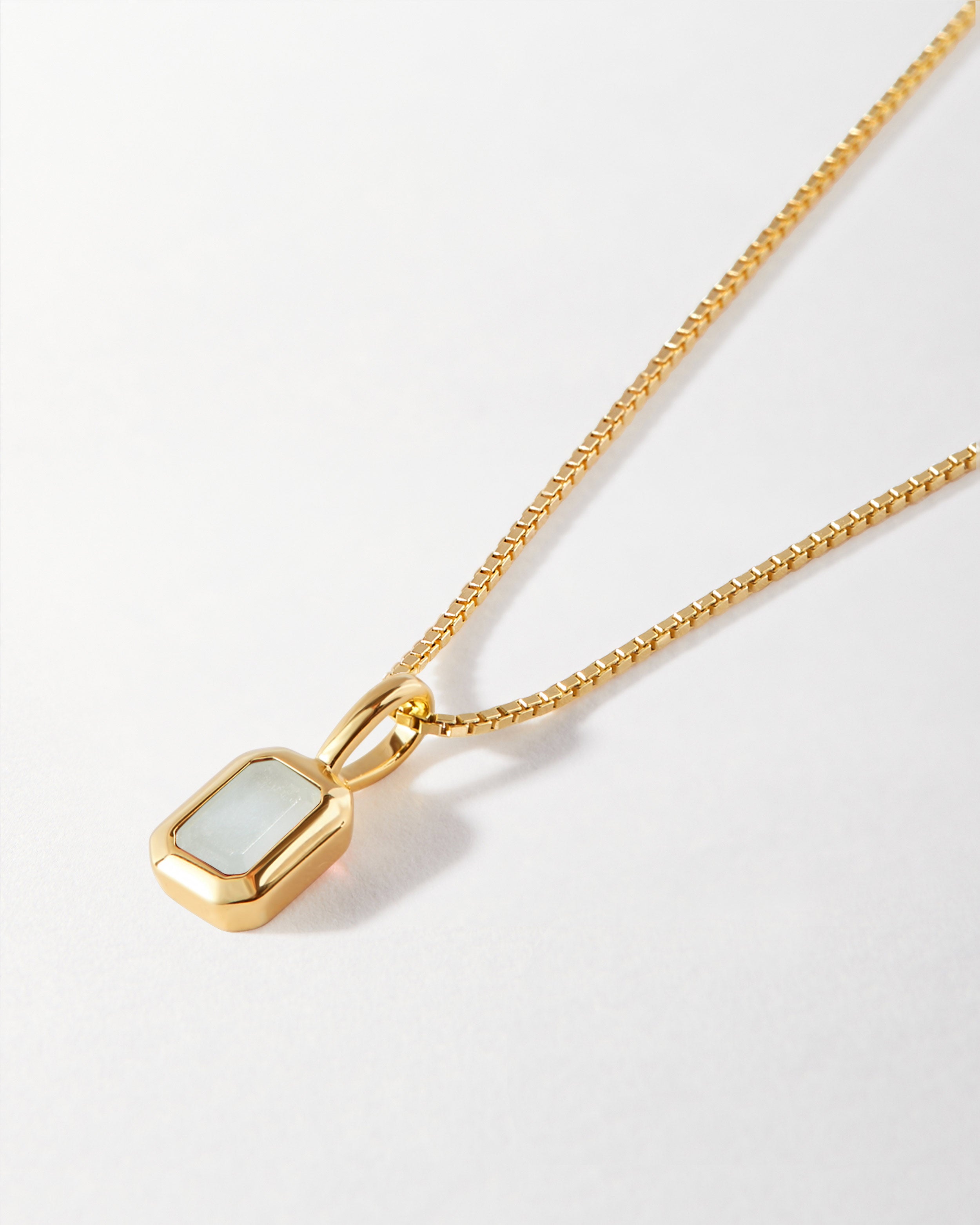 Cores do Colar Retângulo Pedra do Mês - Março (Água-marinha) - Ouro 18K | SILLENE