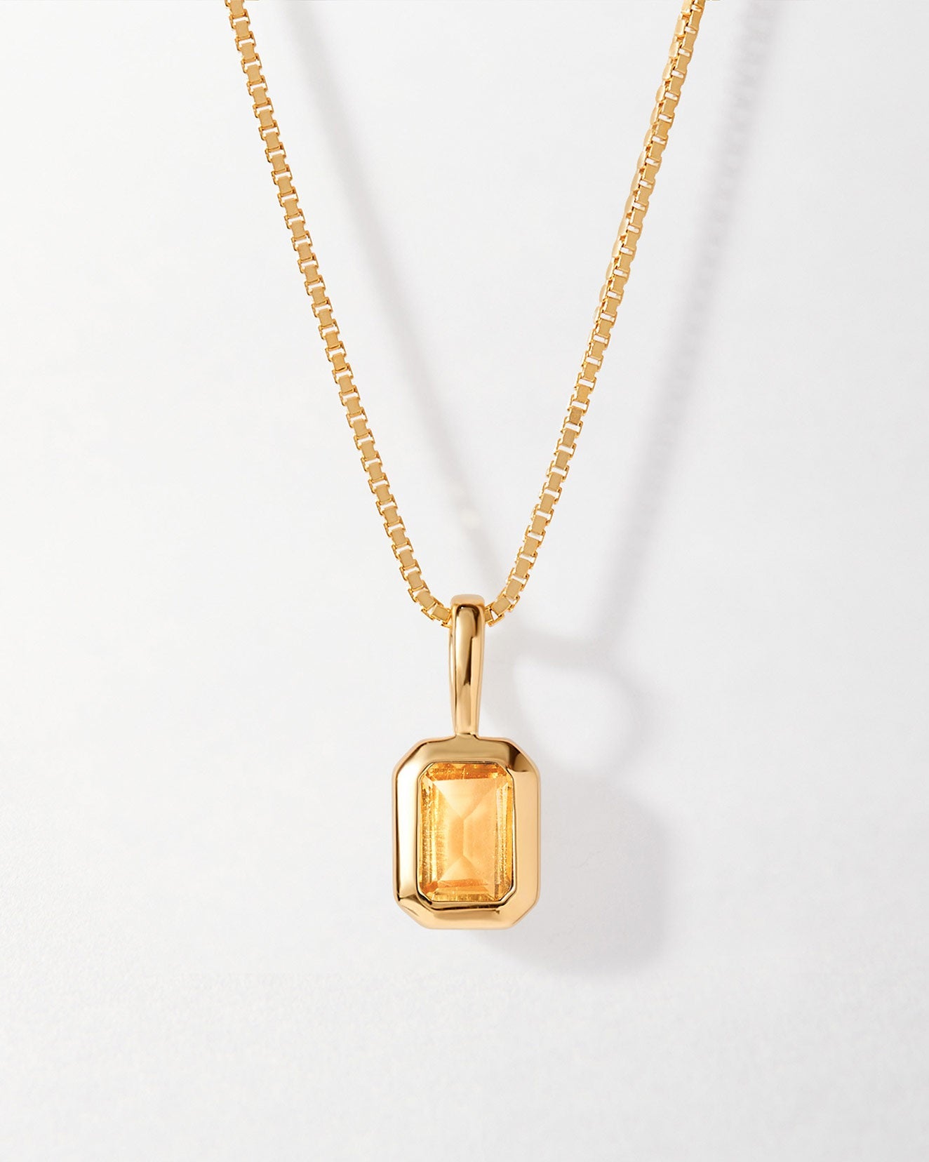 Colar Retângulo Pedra do Mês - Novembro (Citrino) - Ouro 18K | SILLENE
