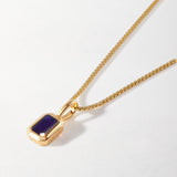 Detalhe do Colar Retângulo Pedra do Mês - Setembro (Safira Azul) - Ouro 18K | SILLENE