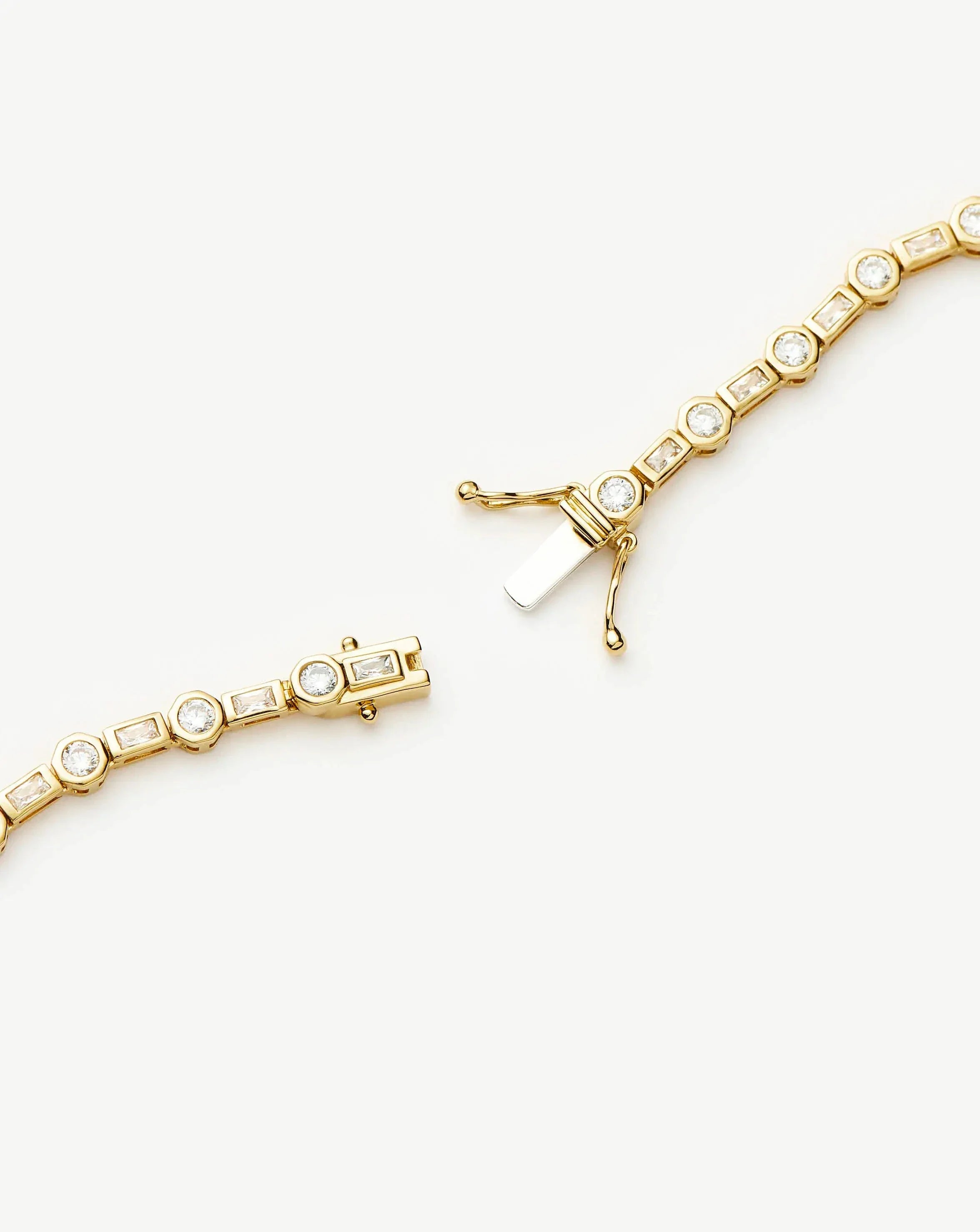 Colar Riviera Cravejado - Ouro 18K | SILLENE - detalhe