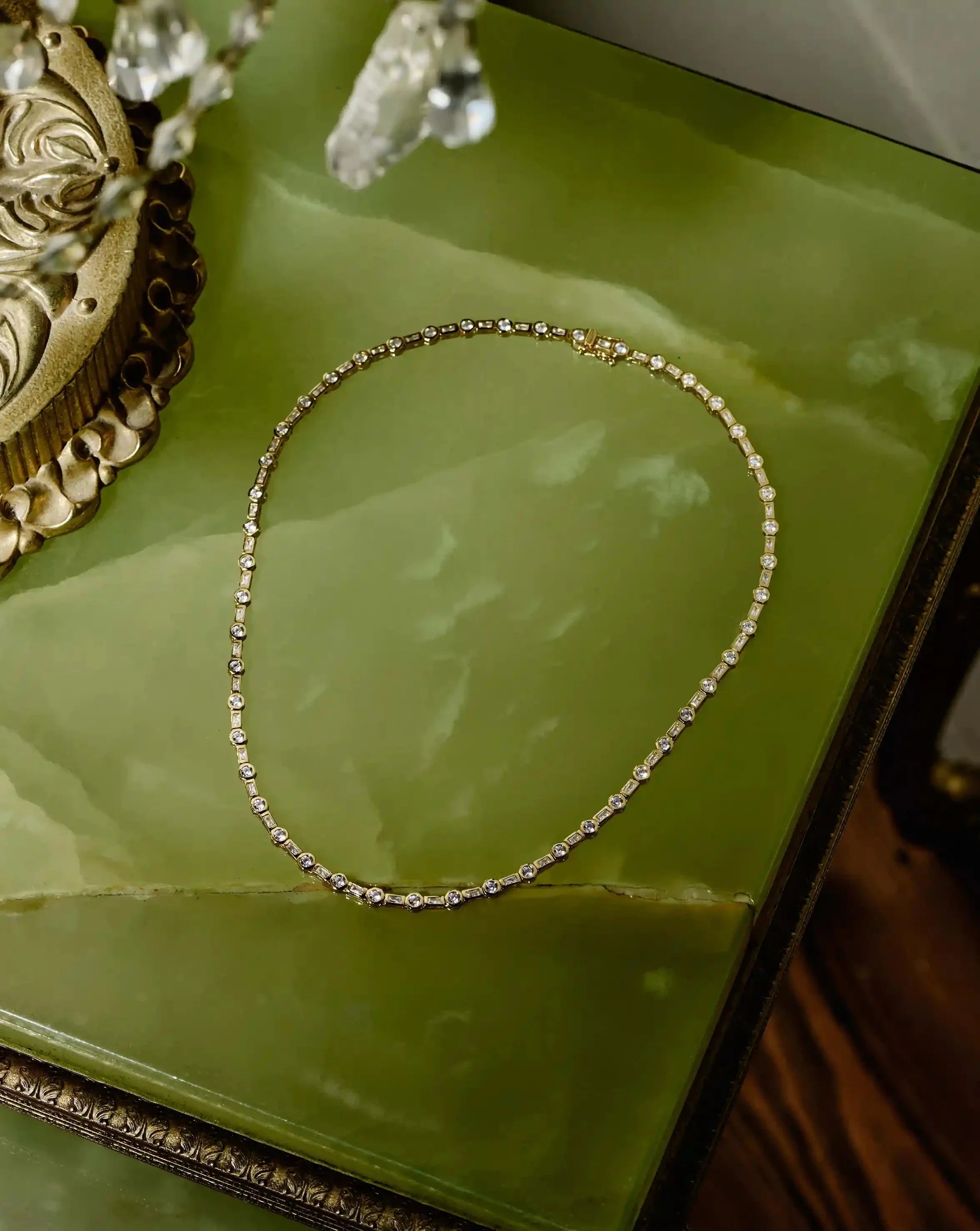 Colar Riviera Cravejado - Ouro 18K | SILLENE