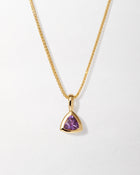 Colar Triângulo Pedra do Mês - Fevereiro (Ametista) - Ouro 18K | SILLENE