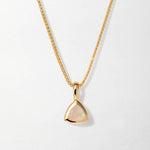 Colar Triângulo Pedra do Mês - Junho (Pedra-da-Lua) - Ouro 18K | SILLENE