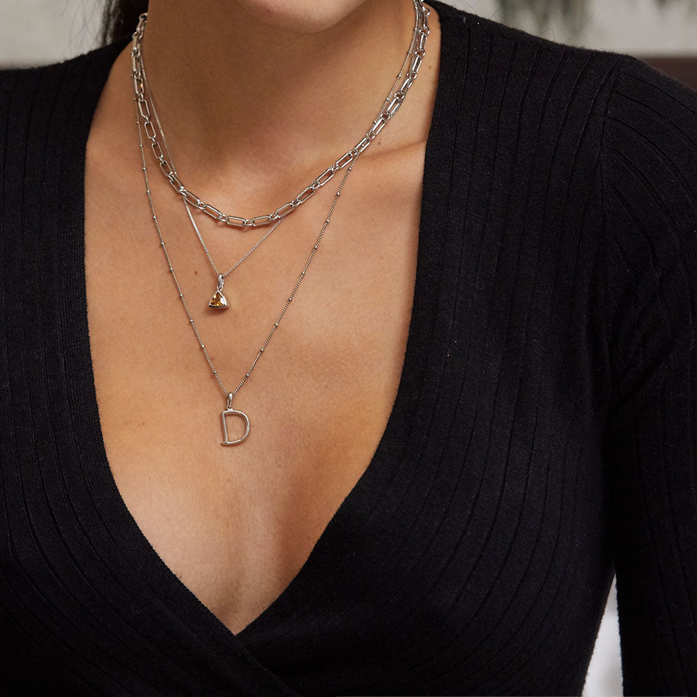 Colar Triângulo Pedra do Mês - Novembro (Citrino) - Prata | SILLENE