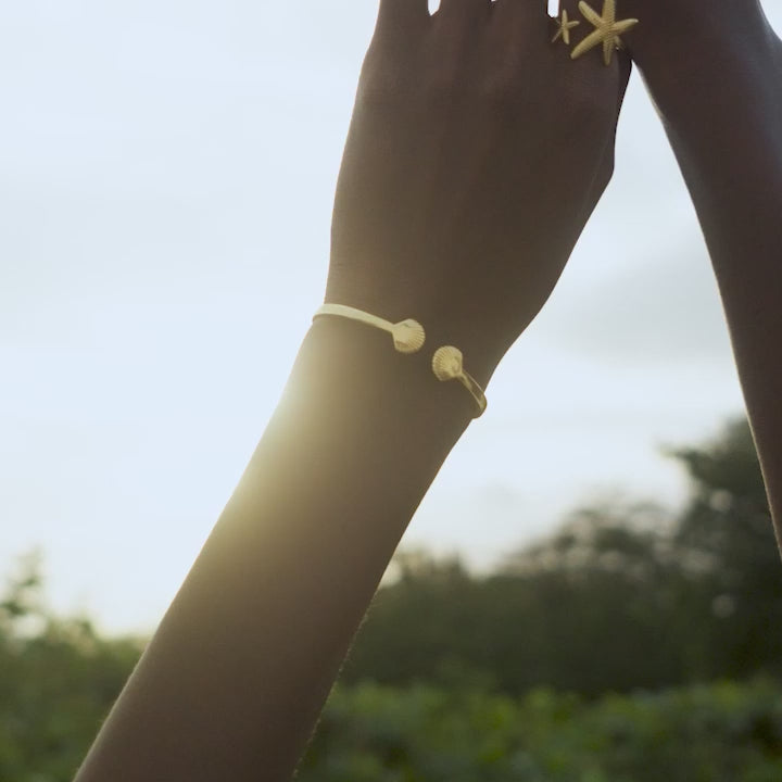 Bracelete Concha à Beira-Mar em Ouro 18K, vídeo 1