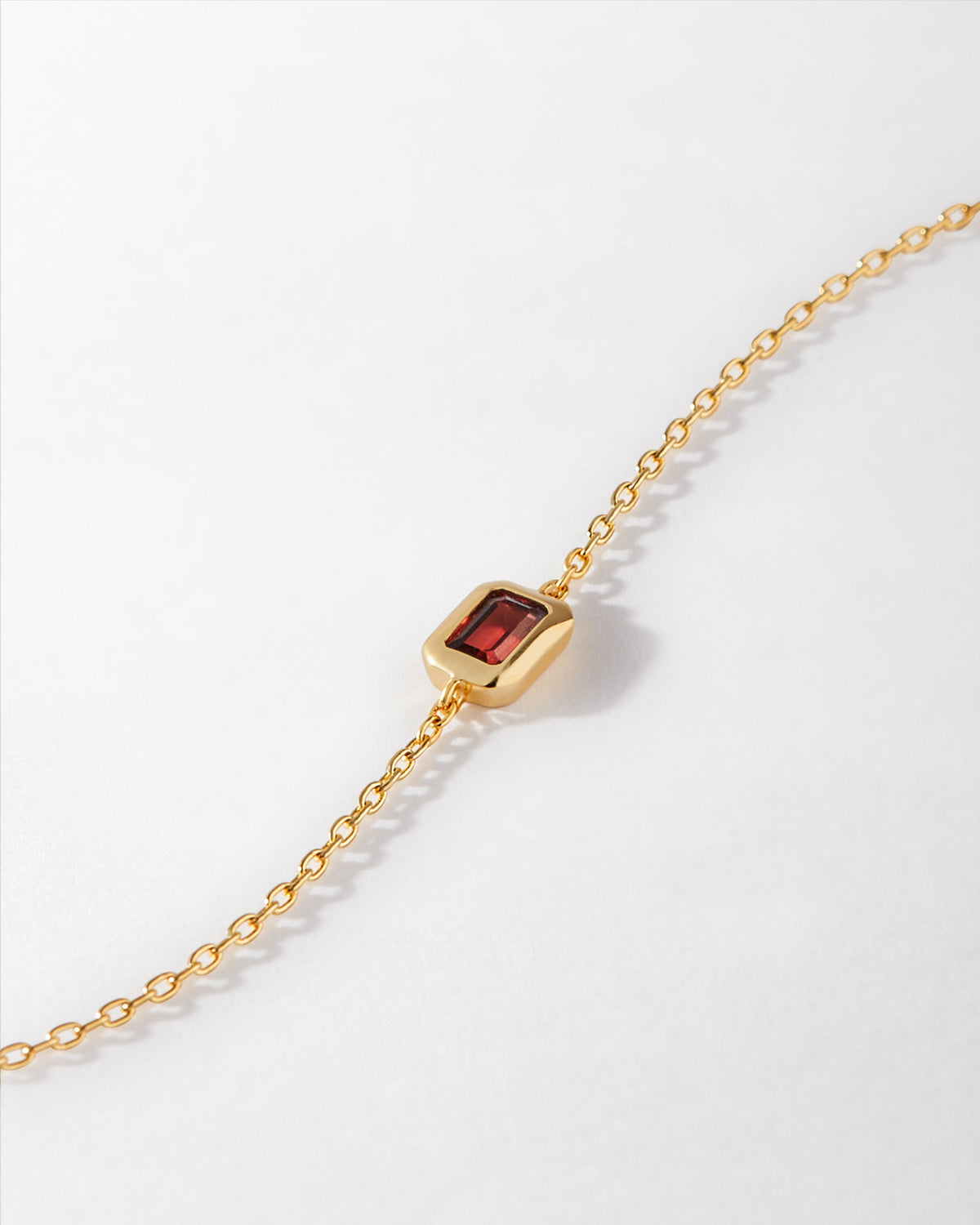 Pulseira Art Déco Granada - Ouro 18K | SILLENE