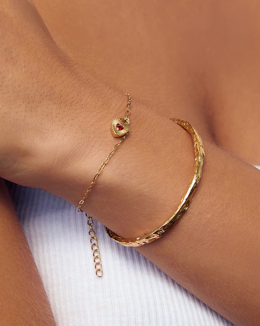 Pulseira Coração Ruby Vermelho - Ouro 18K | SILLENE
